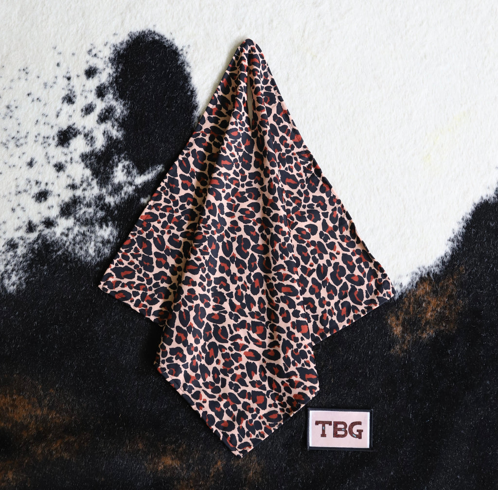 Cheetah Print Breakaway Flag