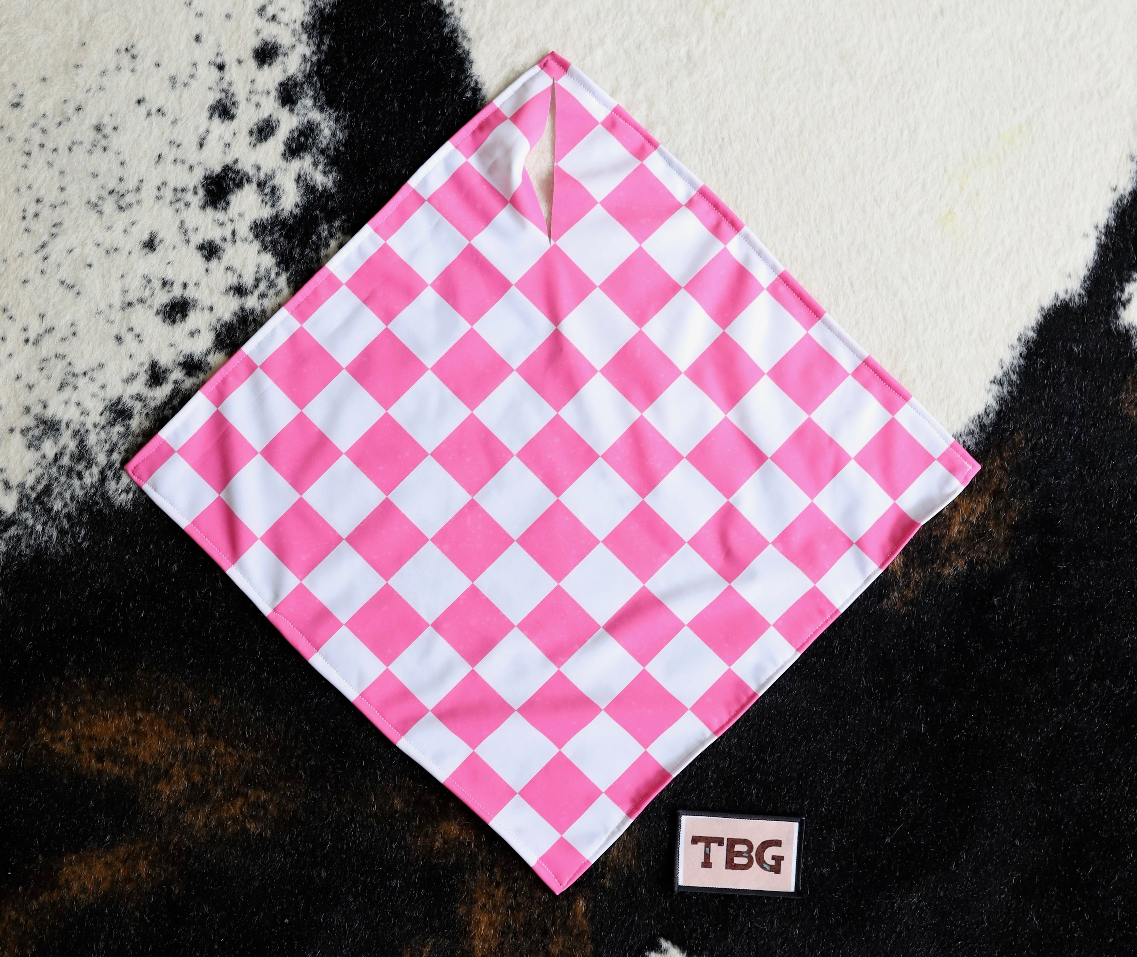 Pink Checkerprint Breakaway Flag