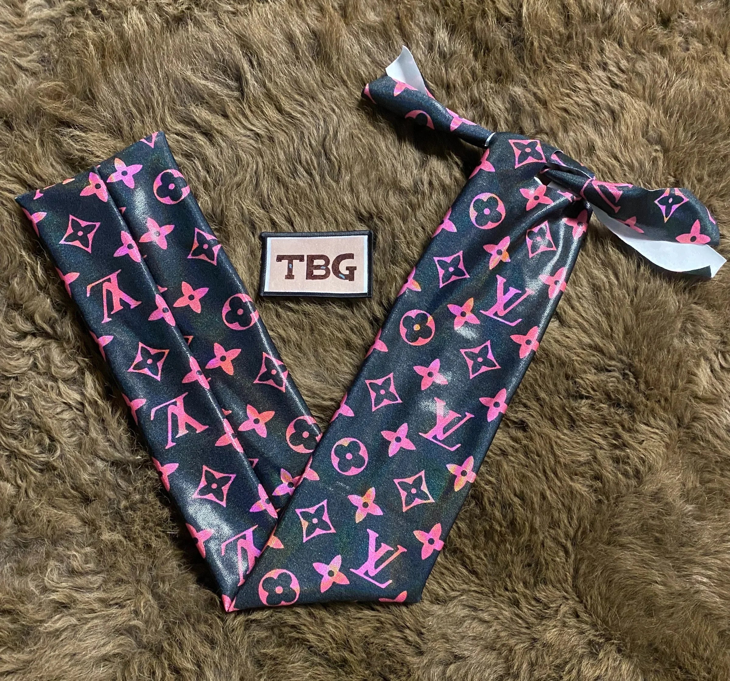 Sparkle Black and Pink LV Tailbag