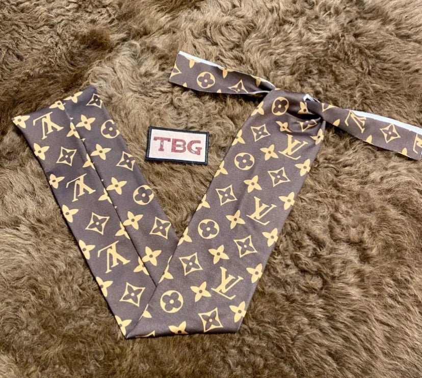 Brown LV Tailbag